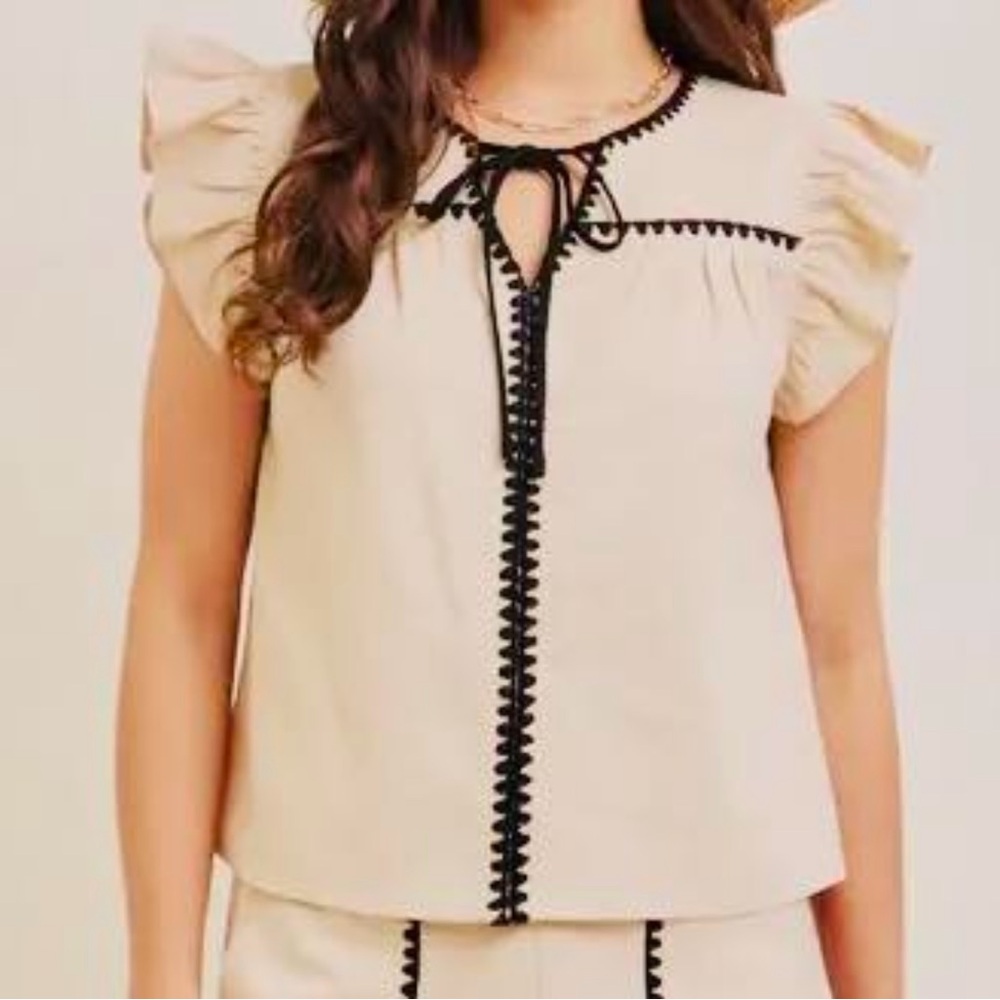 NWT SET SIZE SMALL Adorable Tan & Black Ruffle Summer Set